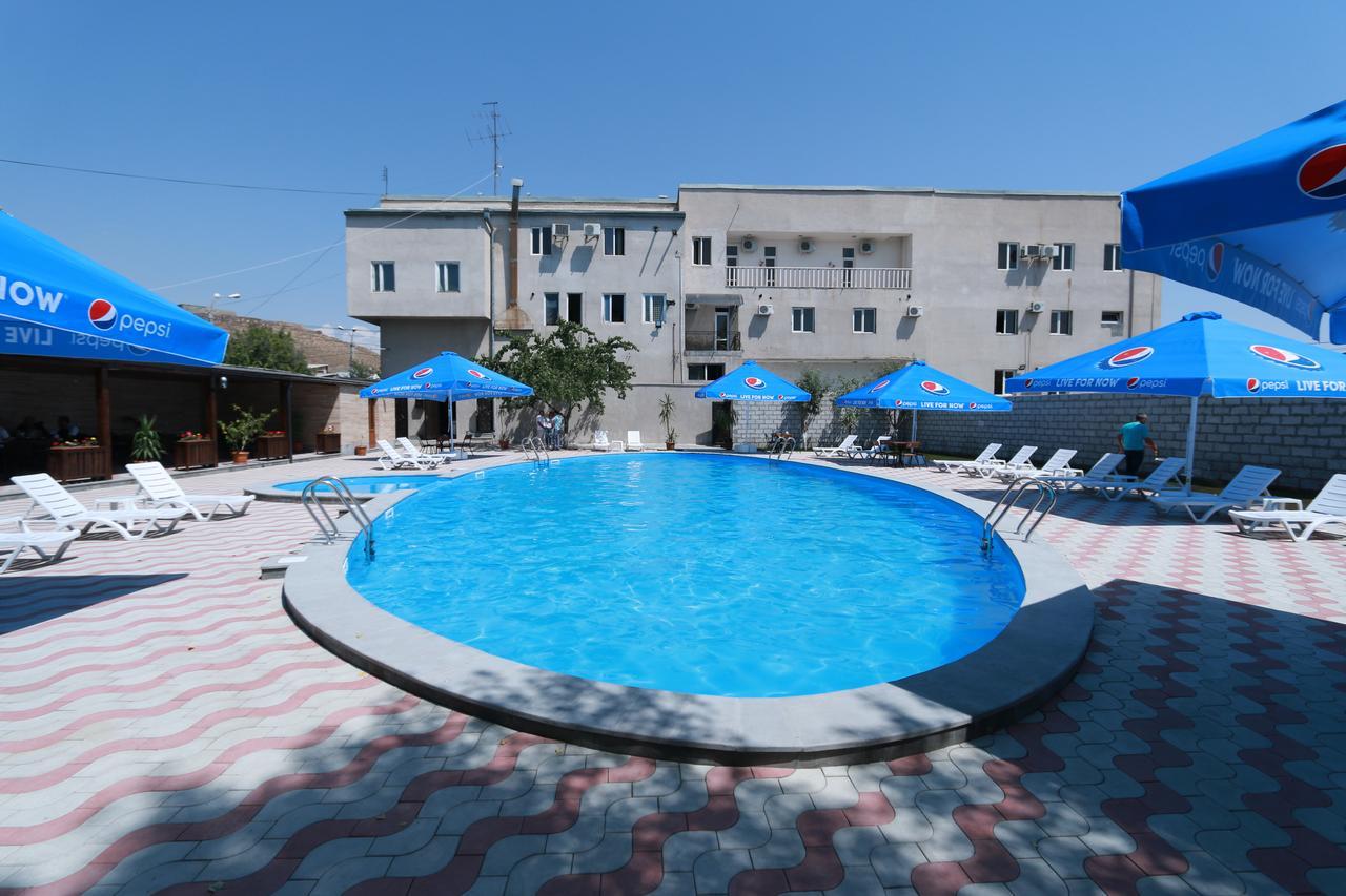 White House Hotel Yerevan Exterior foto